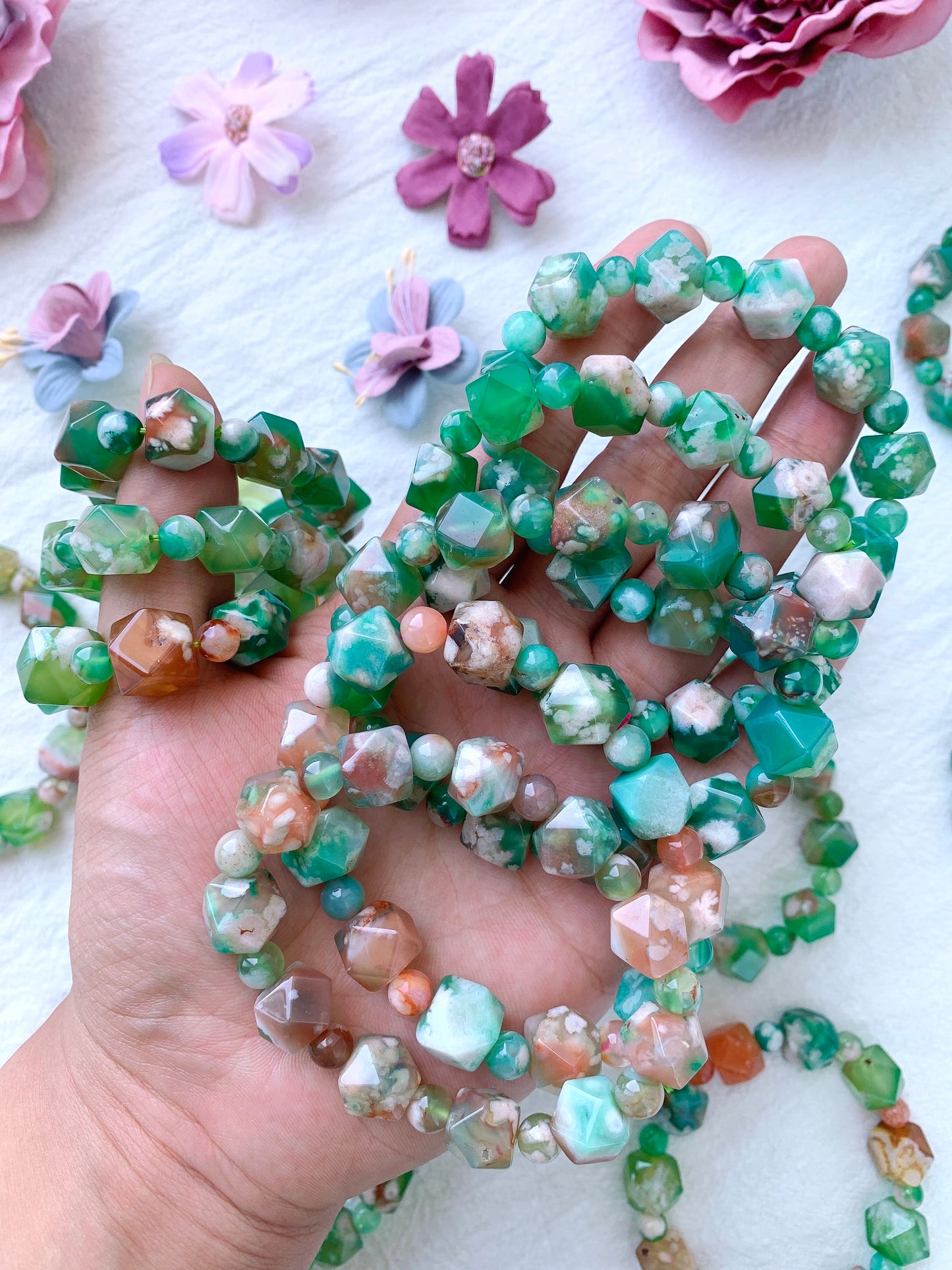 green flower agate bracelet